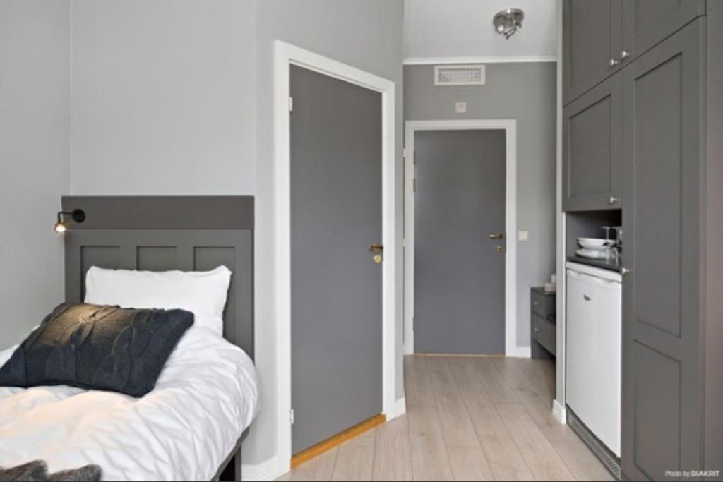 Ferienwohnung Comfy Studio Near Airport Garder Exterior foto